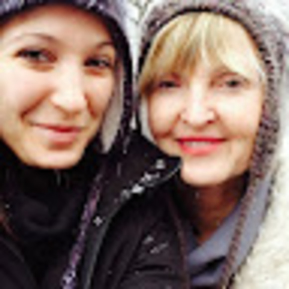 Meet your Posher, Carele - Picture 1 of 1